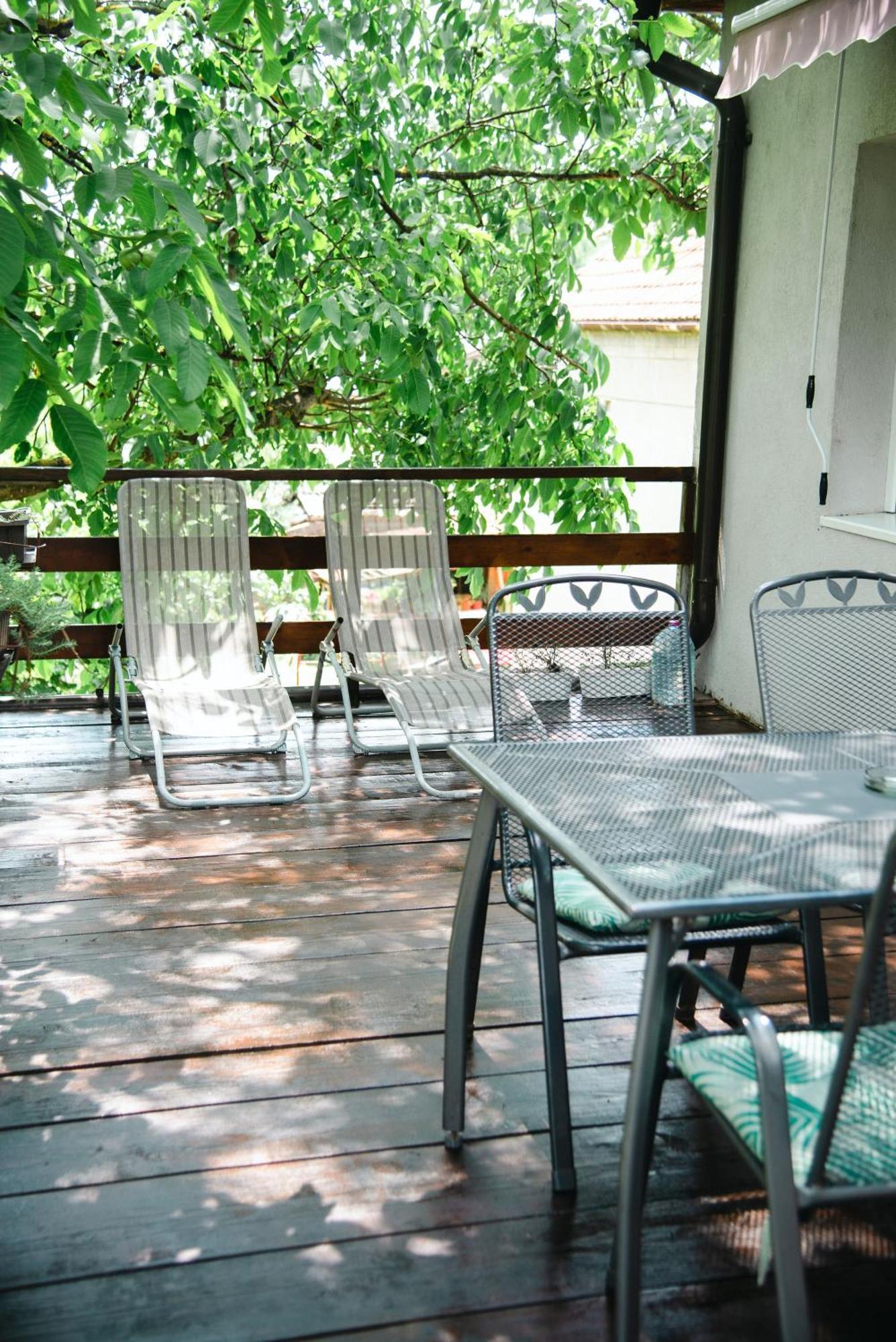 Apartmani Maslacak Vrdnik Eksteriør bilde